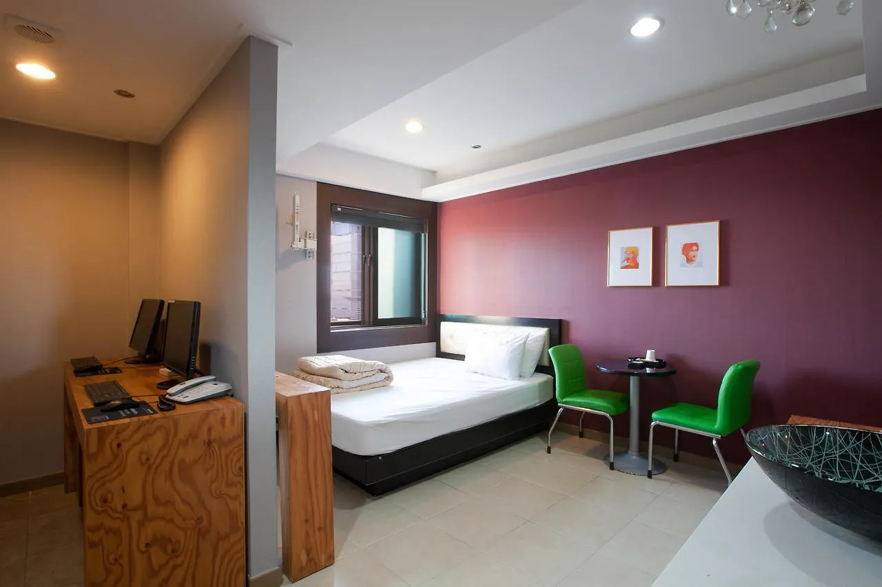 Star Hotel Busan 0*,  South Korea